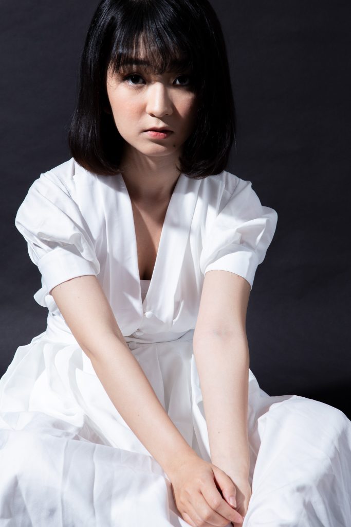 anh chan dung, chup anh chan dung, creative portrait, portrait photography, commercial photography, commercial product photography, ho chi minh city studio, ho chi minh city photographer, vietnam photographer, chup anh thoi trang, fashion photography, fine art photography, chup anh nghe thuat,