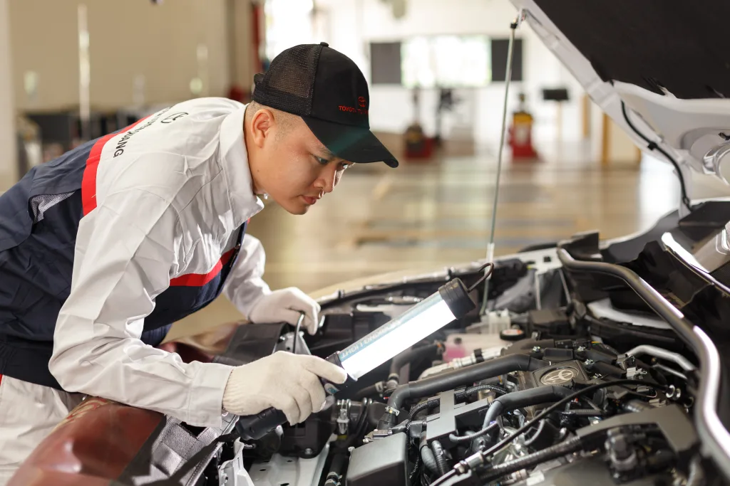Toyota worker's checking the car