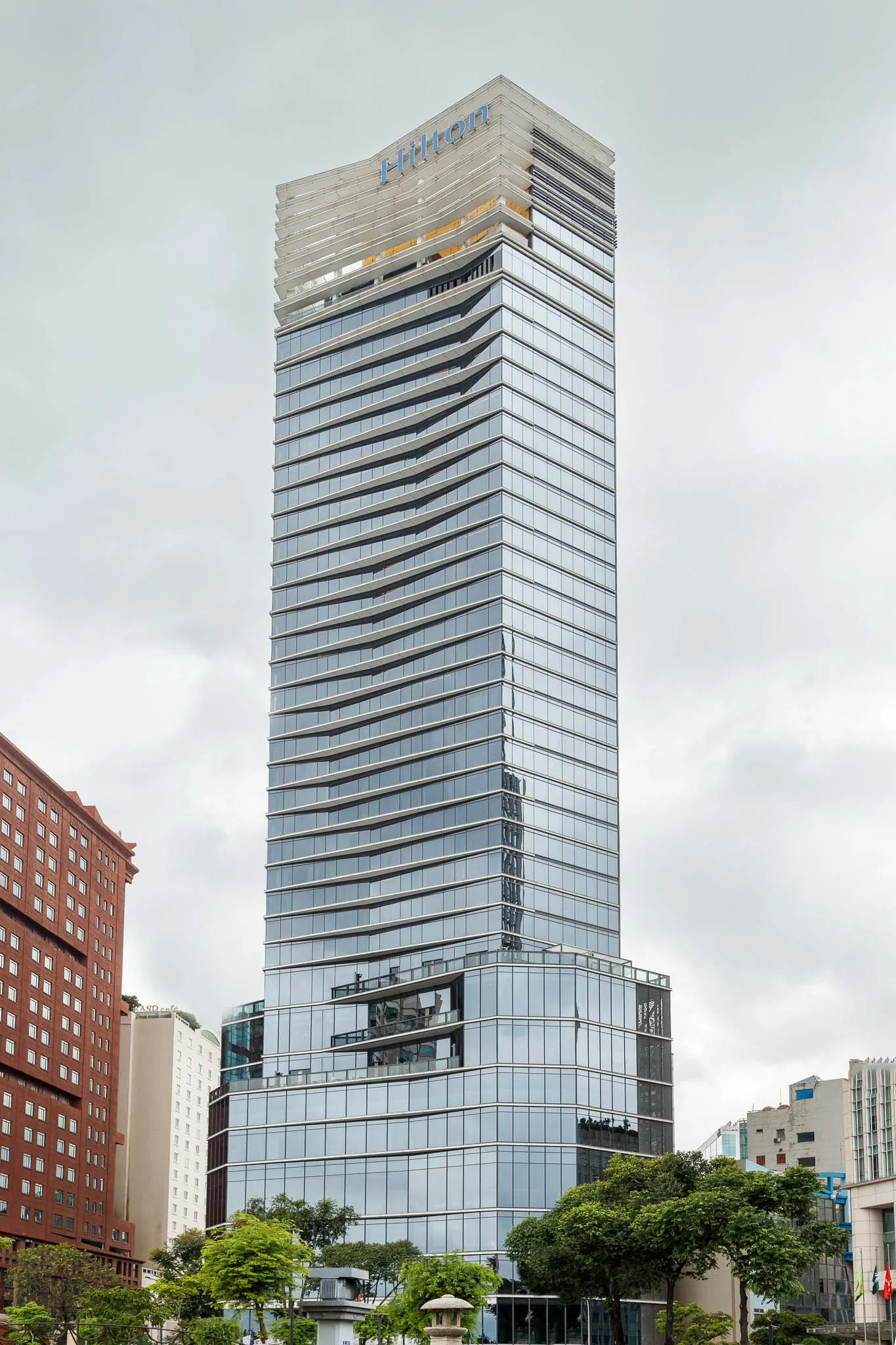 Hilton sai gon hotel, architecture photography, ảnh kiến trúc